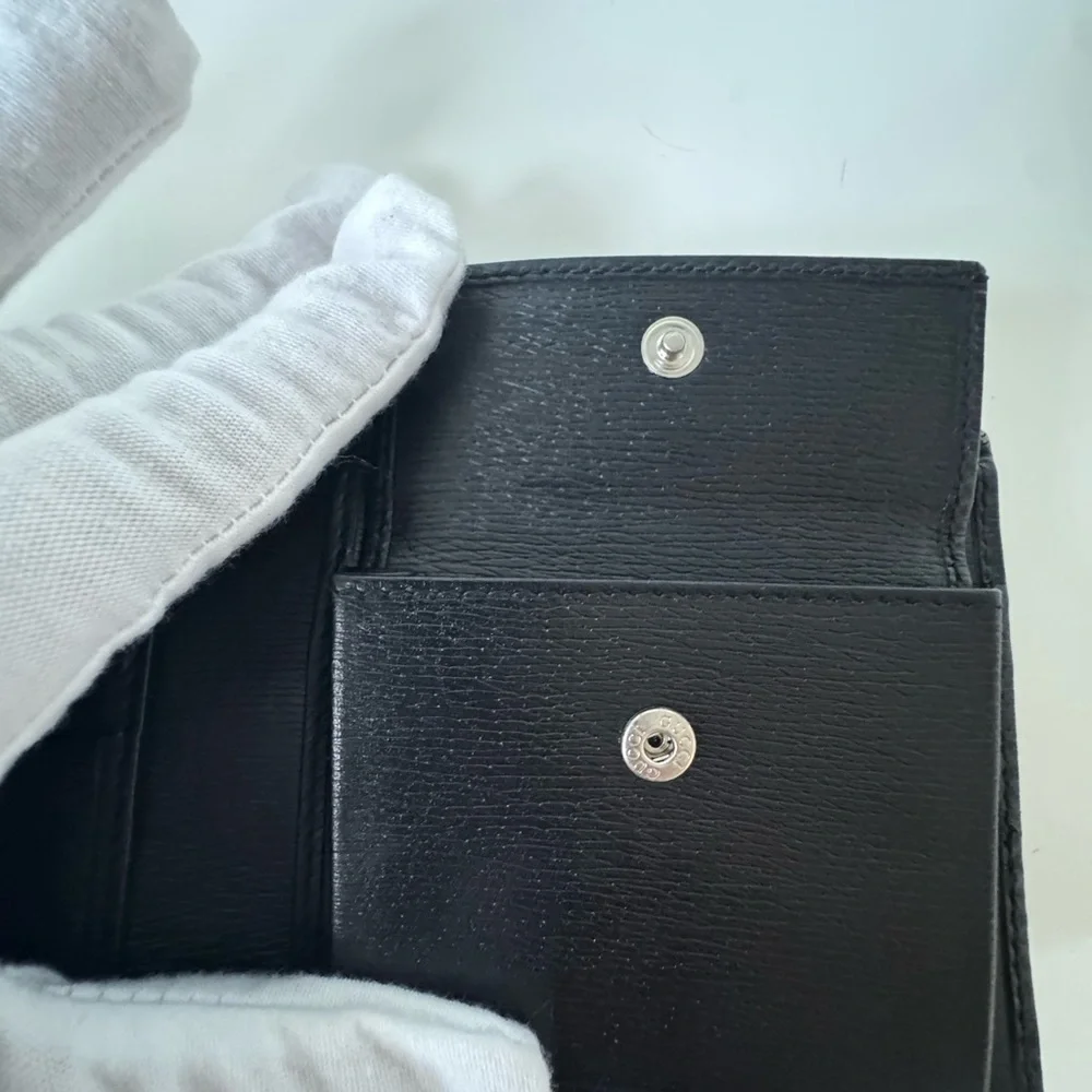 Gucci Black Leather Men’s BiFold Wallet
